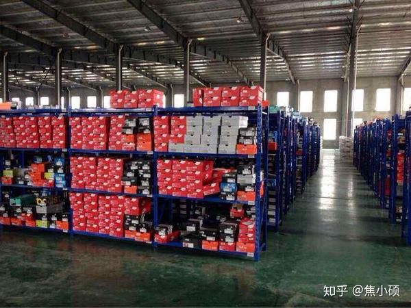 莆田耐克鞋美国球鞋定制团队johnnyskicks