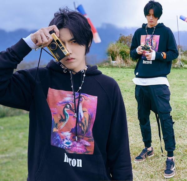 被追逐的明星从周杰伦,林俊杰变成了吴亦凡,张艺兴,易烊千玺,华晨宇